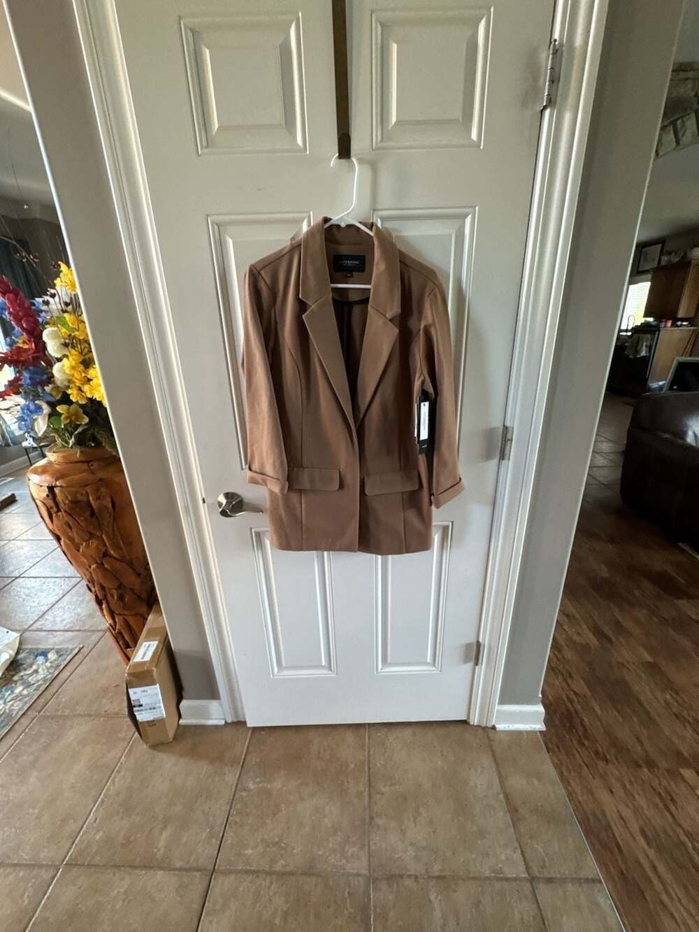 NWT Liverpool Los Angeles Stretch Ponte Notch Lapel 3/4 Sleeve Boyfriend Blazer